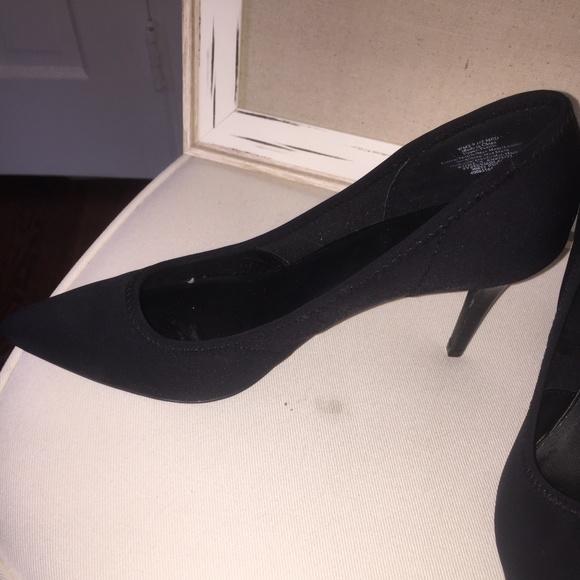 Simply Vera Vera Wang Shoes - Simply Vera All-Over Stretch Heels